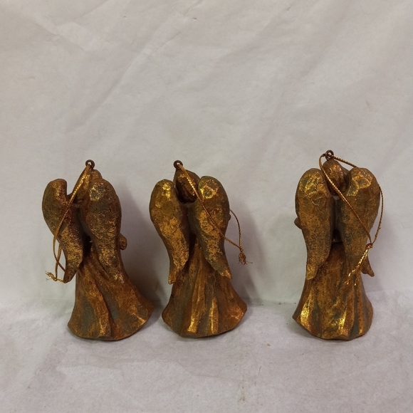 SET 3 Angel Cherubs Gold Glittered Ornaments Caroling 4" Free Standing - Picture 6 of 10